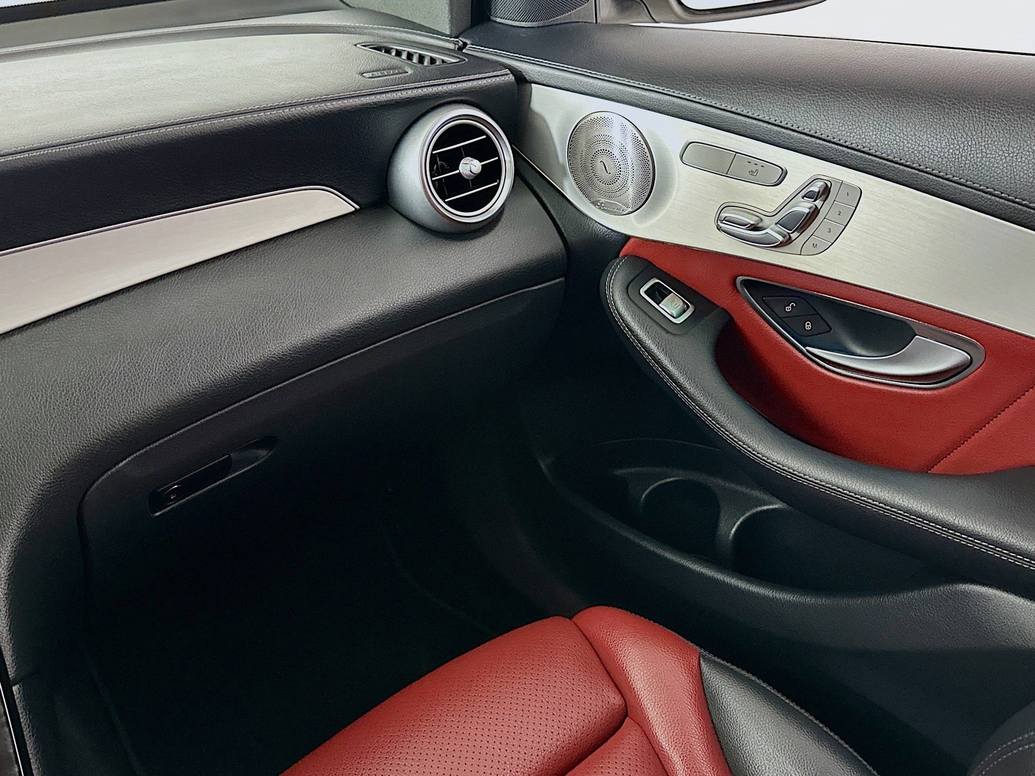 2023 Mercedes-Benz GLC Coupe GLC300 - Photo 23