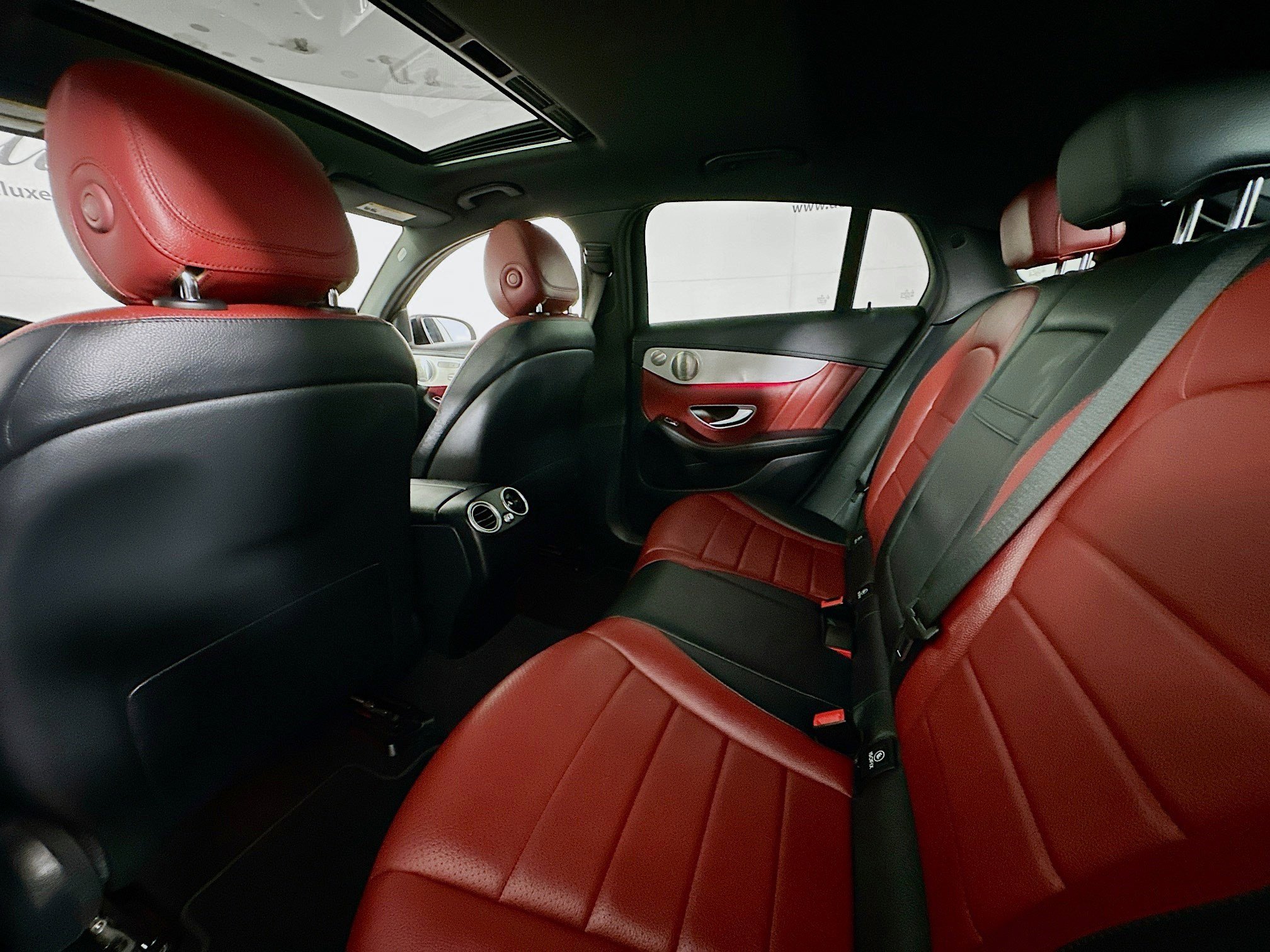 2023 Mercedes-Benz GLC Coupe GLC300 - Photo 25