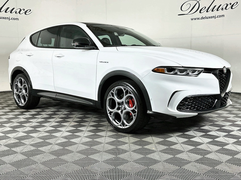Used 2024 Alfa Romeo Tonale Veloce EAWD SUV,