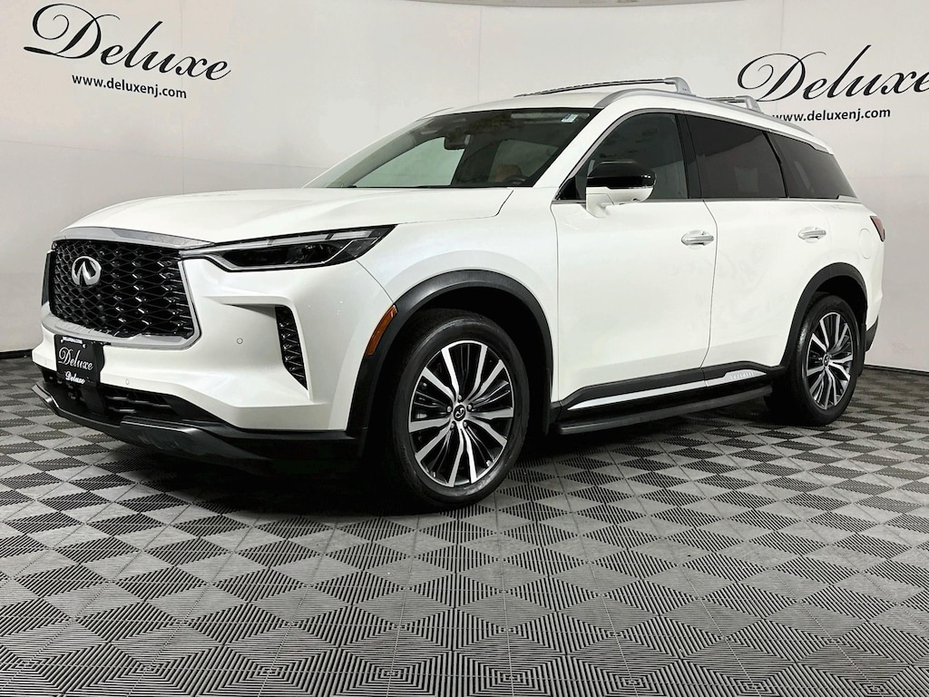 Used 2025 INFINITI QX60 SENSORY AWD 3-ROW SEAT SUV,