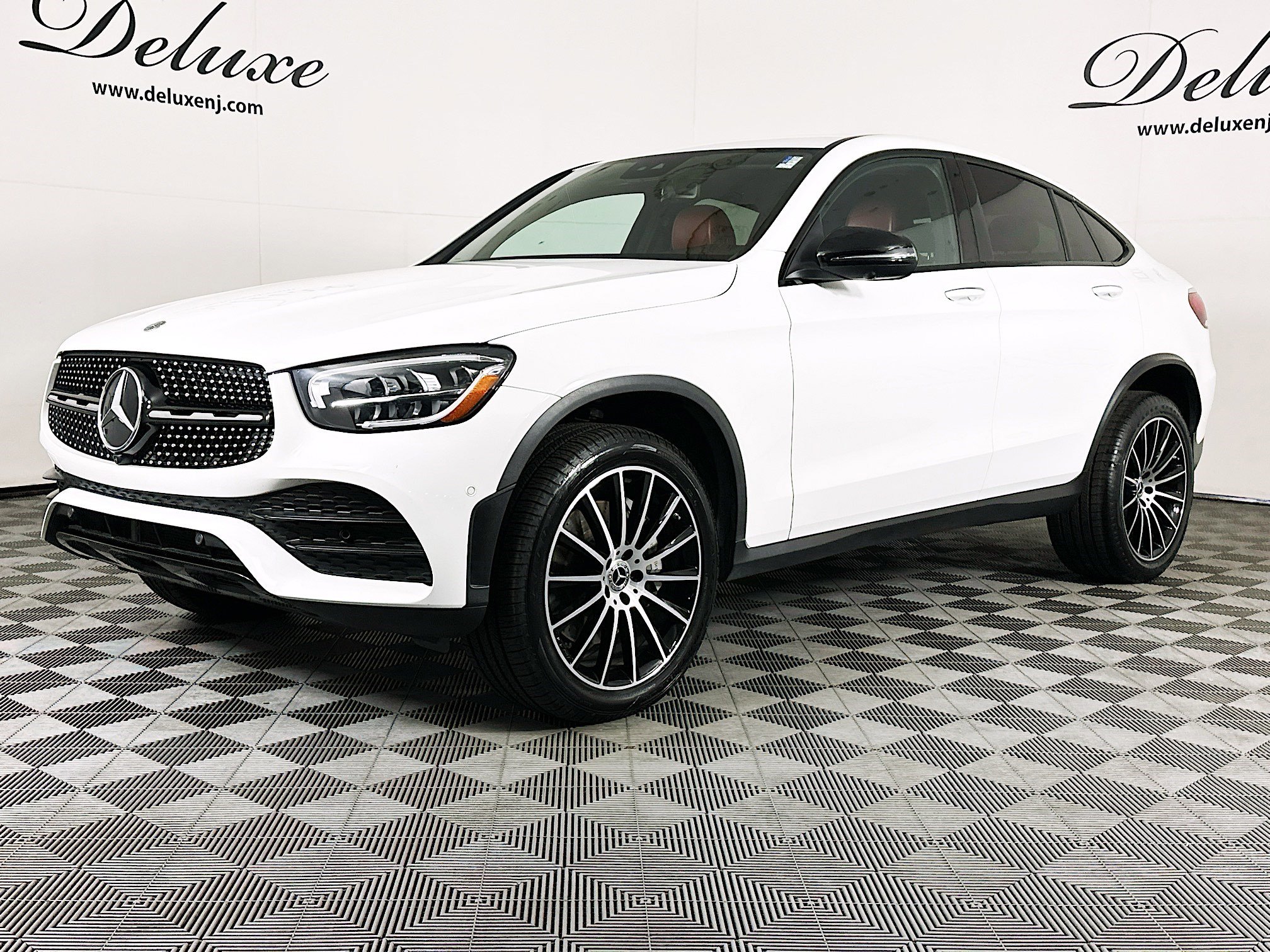 2023 Mercedes-Benz GLC Coupe GLC300 - Photo 3