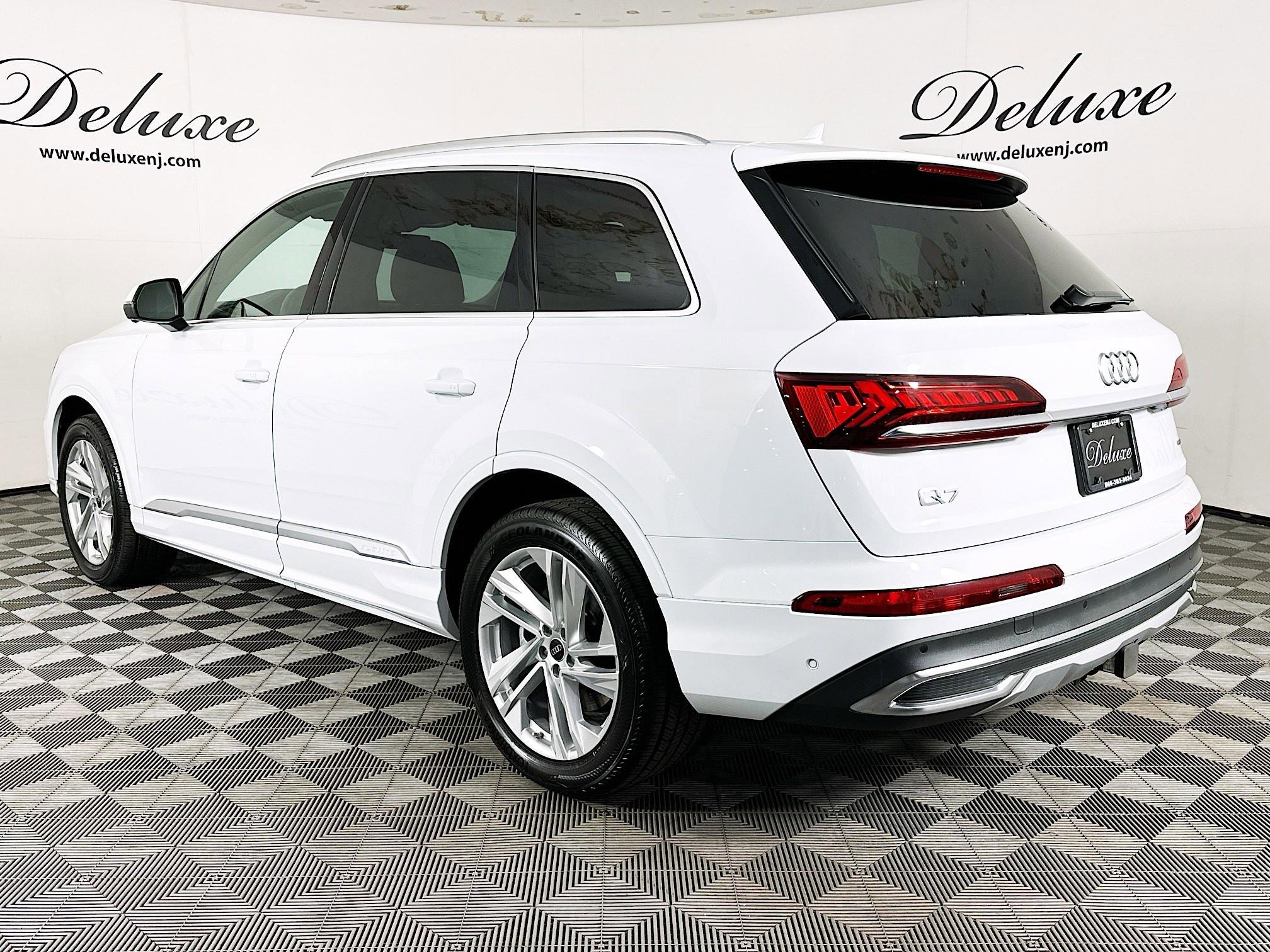 2023 Audi Q7 Premium Plus - Photo 4