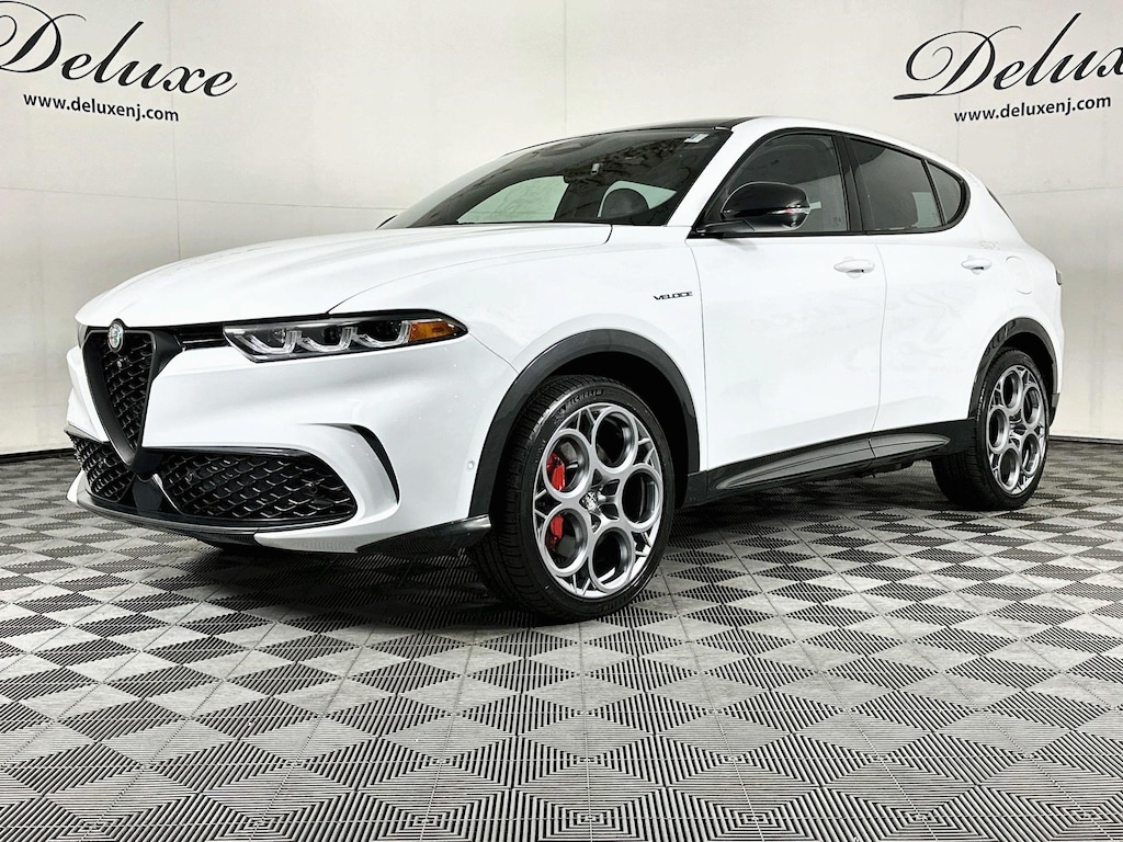 Used 2024 Alfa Romeo Tonale Veloce EAWD SUV,