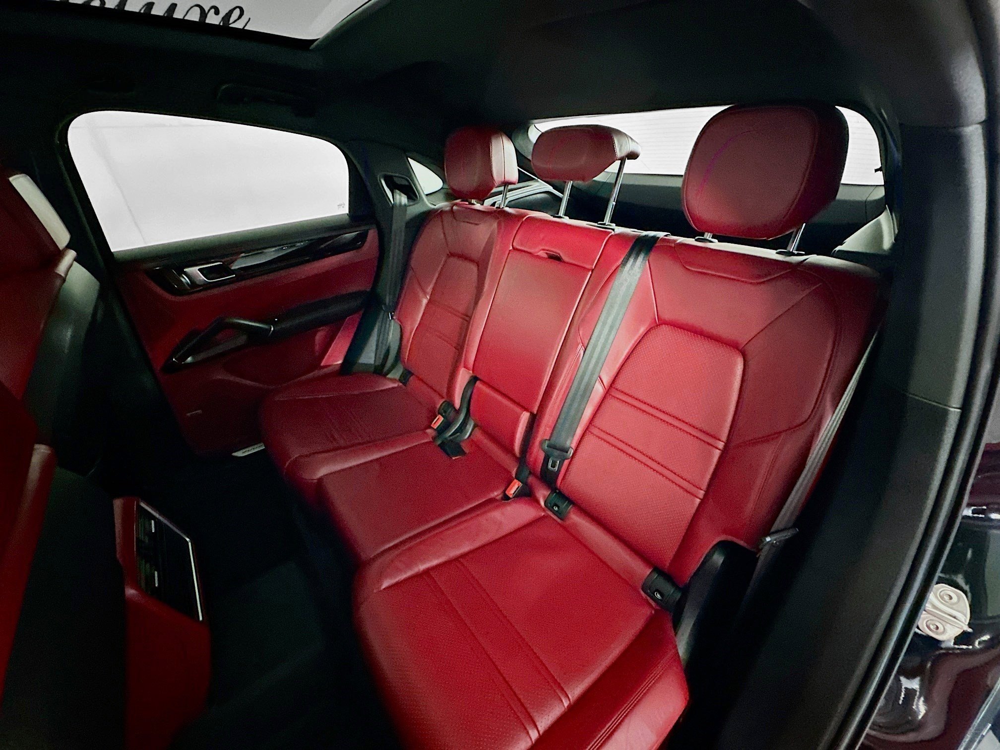 2022 Porsche Cayenne Coupe E-Hybrid - Photo 24