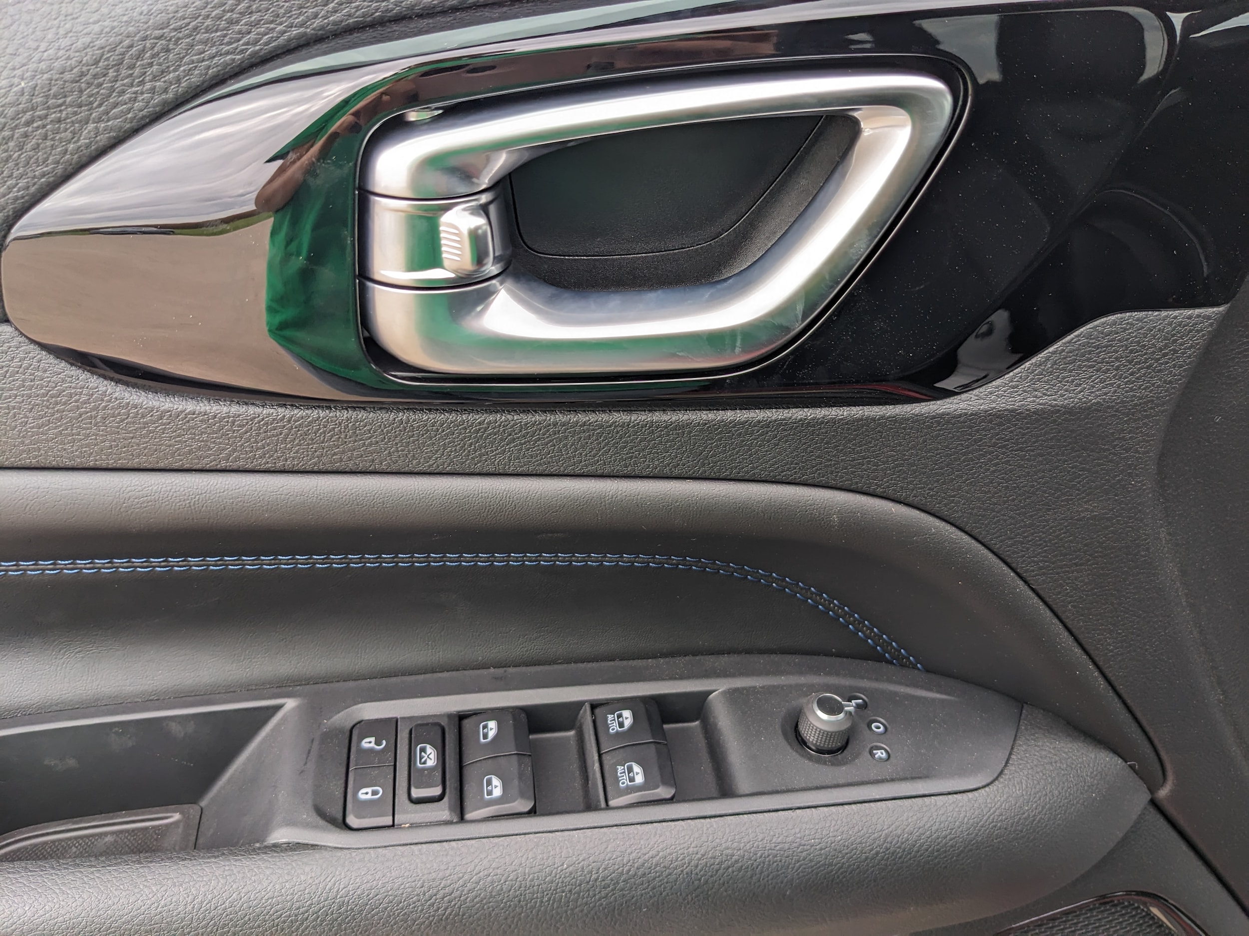 2026 Jeep Compass Latitude Altitude - Photo 28