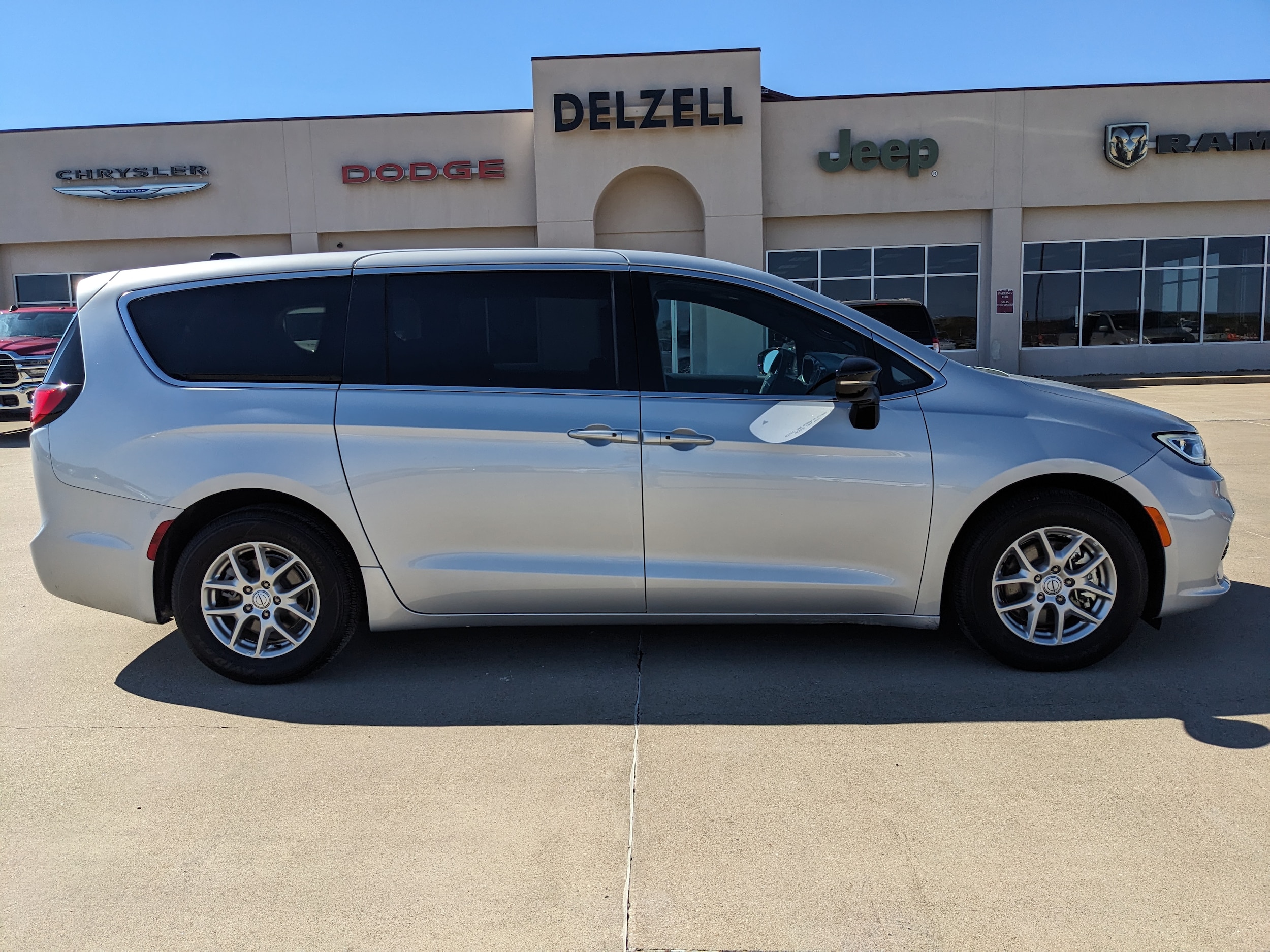 2026 Chrysler Pacifica