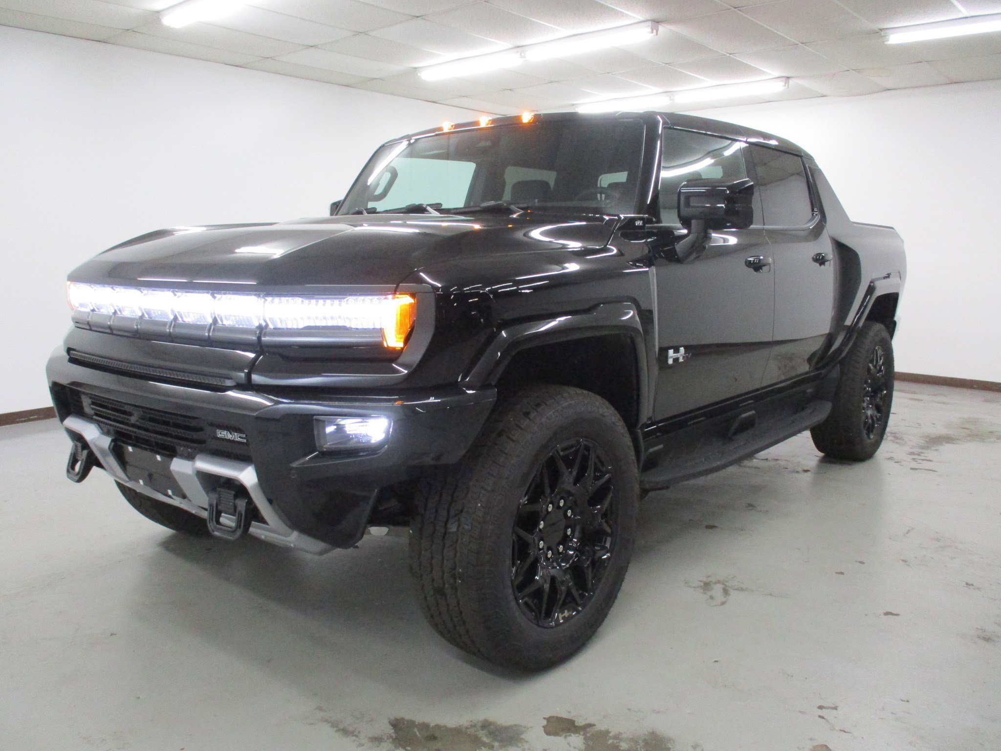 2026 GMC HUMMER EV