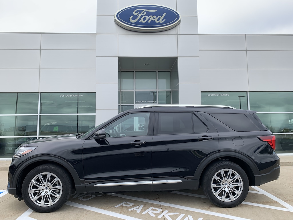 Used 2025 Ford Explorer Platinum 4x4 SUV