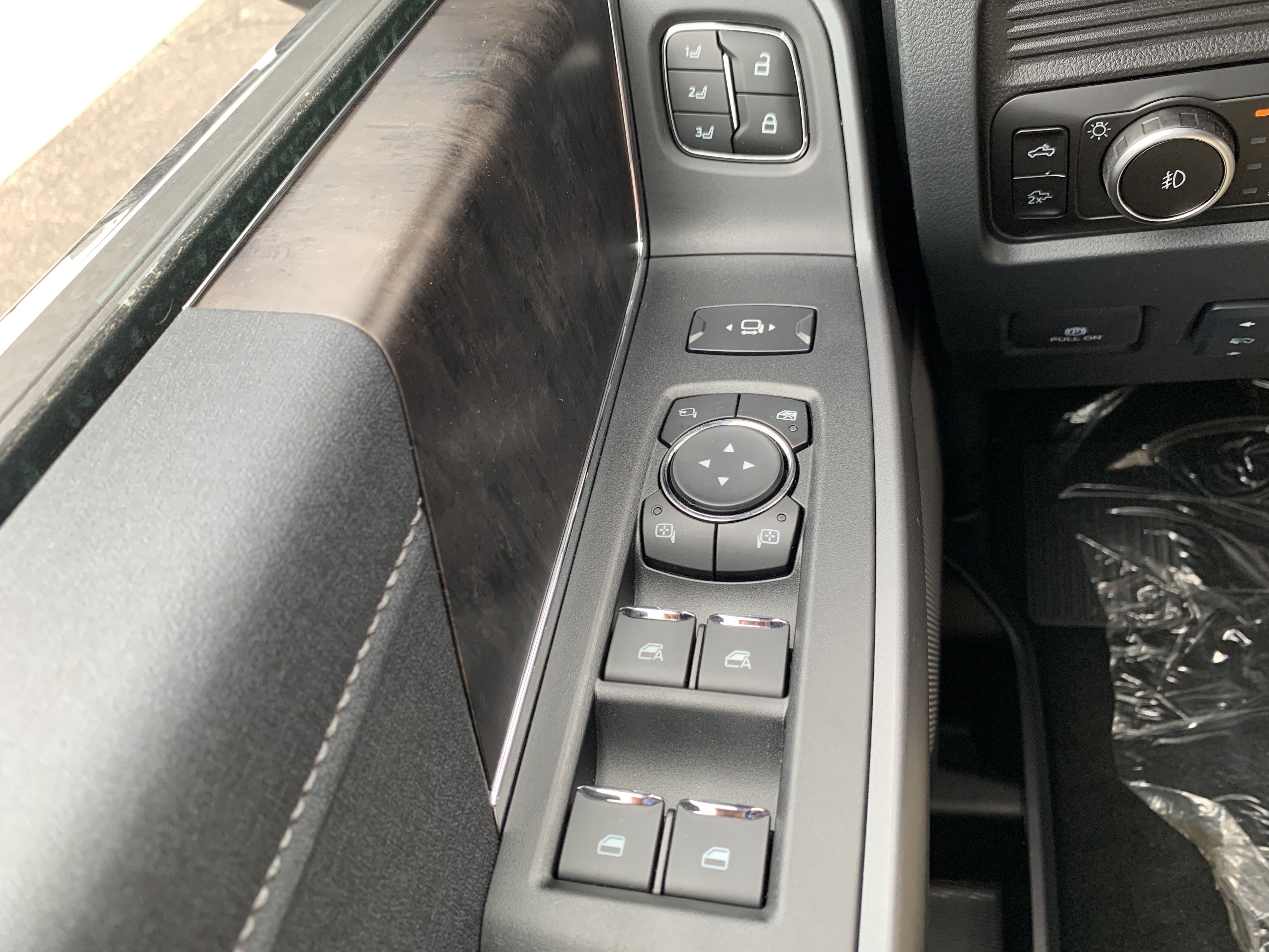 2026 Ford F-350 Super Duty Lariat - Photo 52