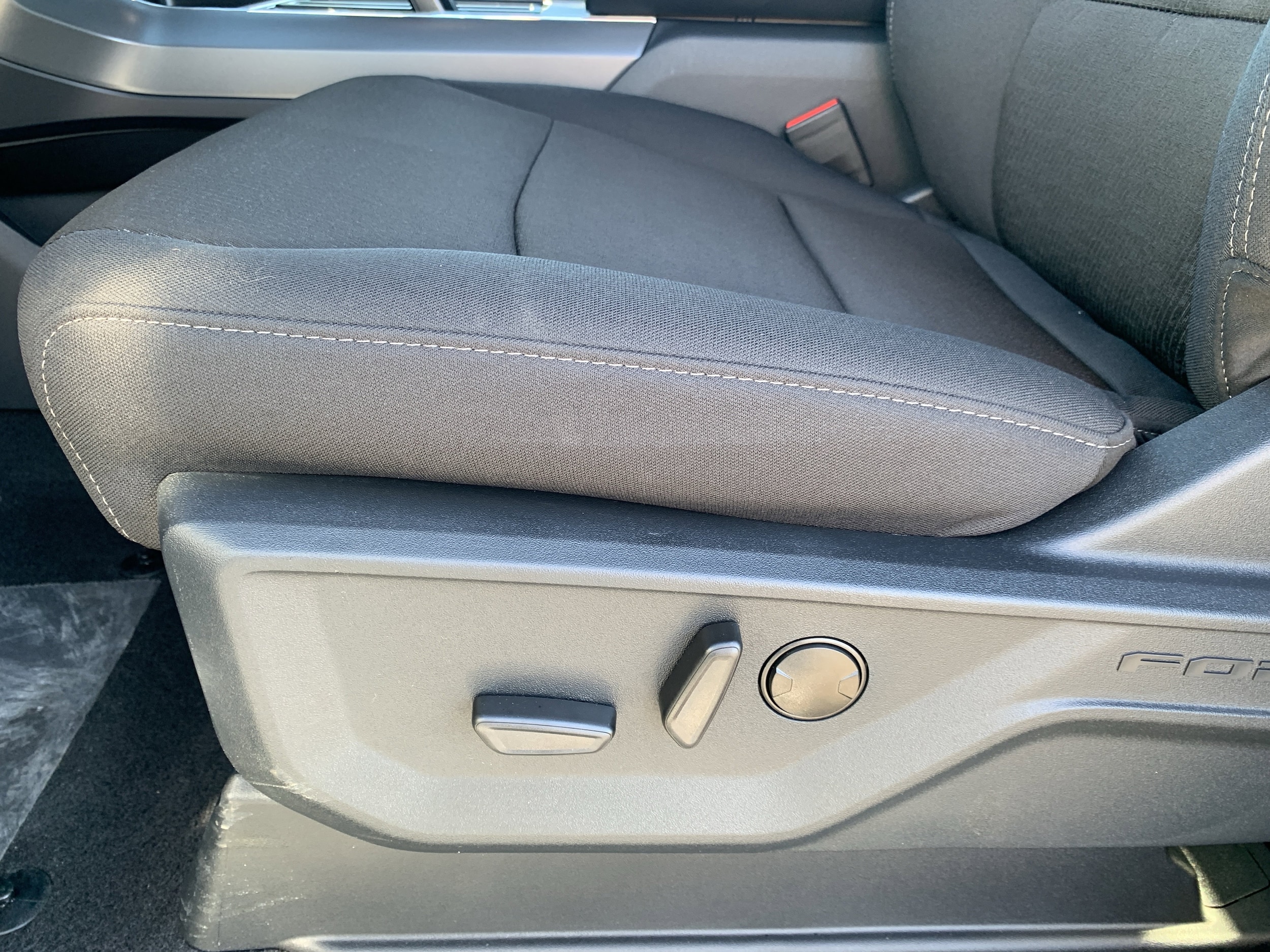 2026 Ford F-150 XLT - Photo 16