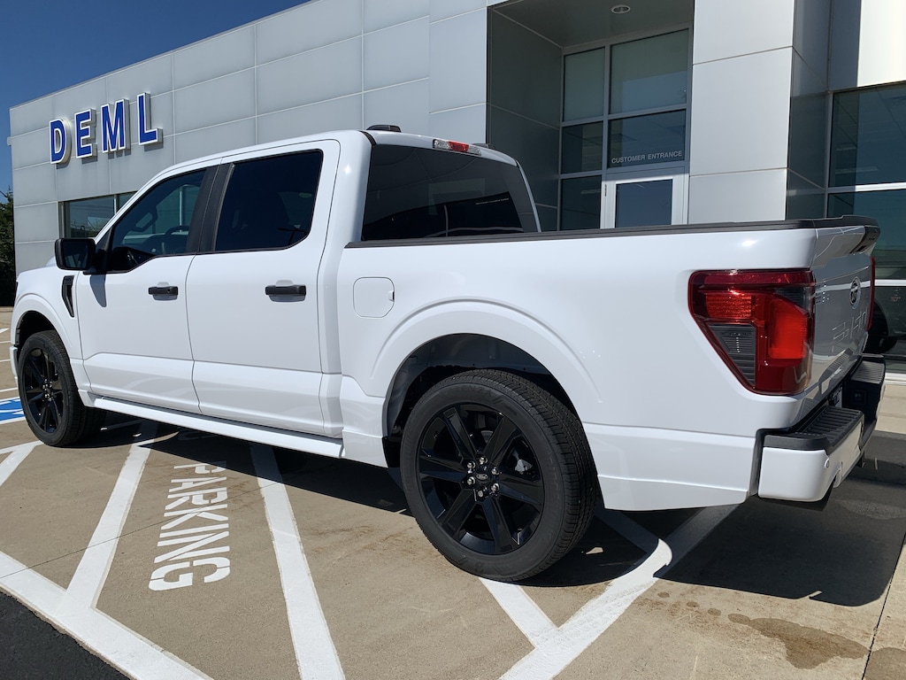 New 2026 Ford F-150 STX LOBO SuperCrew 4x4 Truck