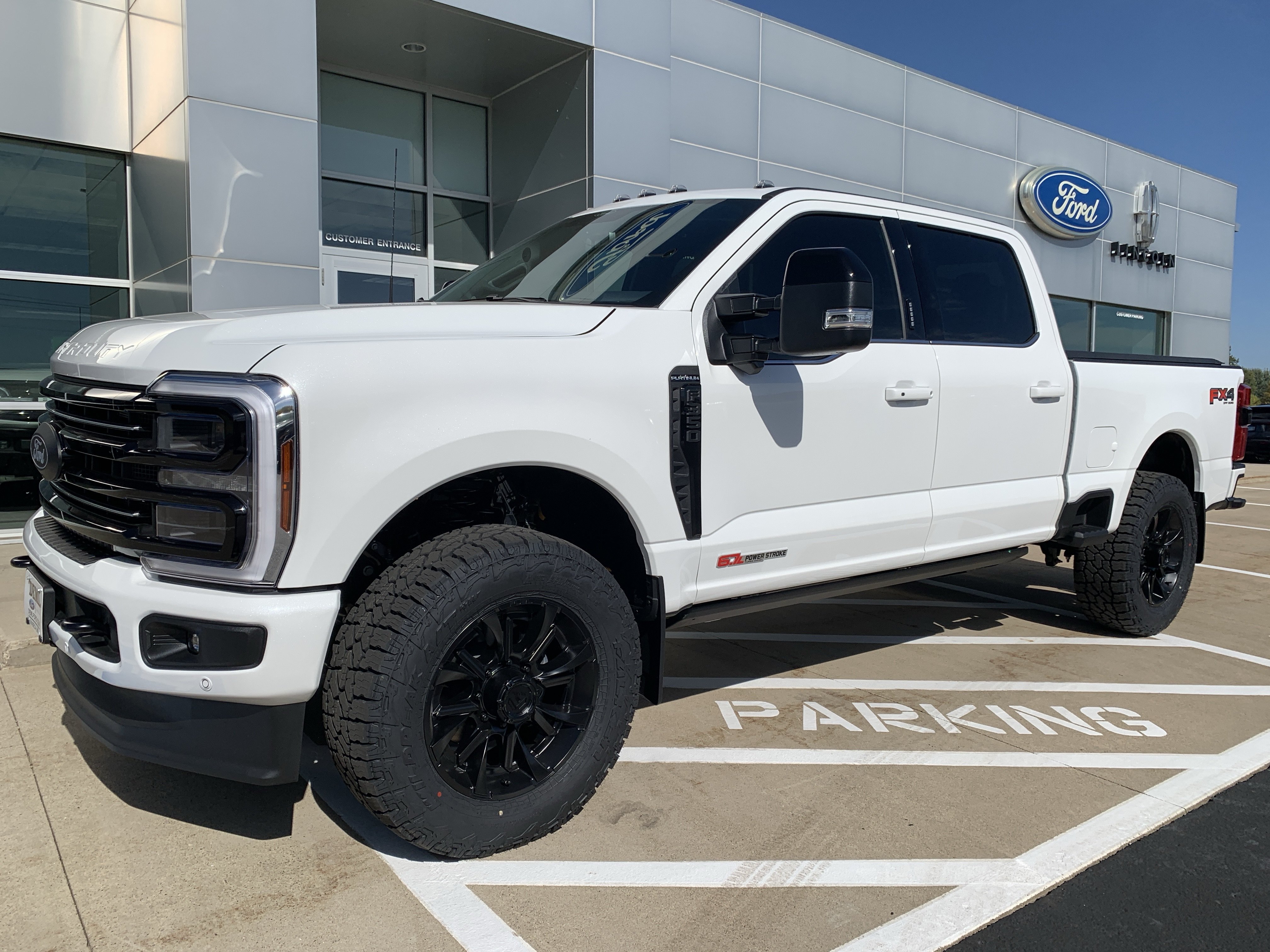 New 2027 Ford F-350 Platinum Crew Cab 4x4 Truck