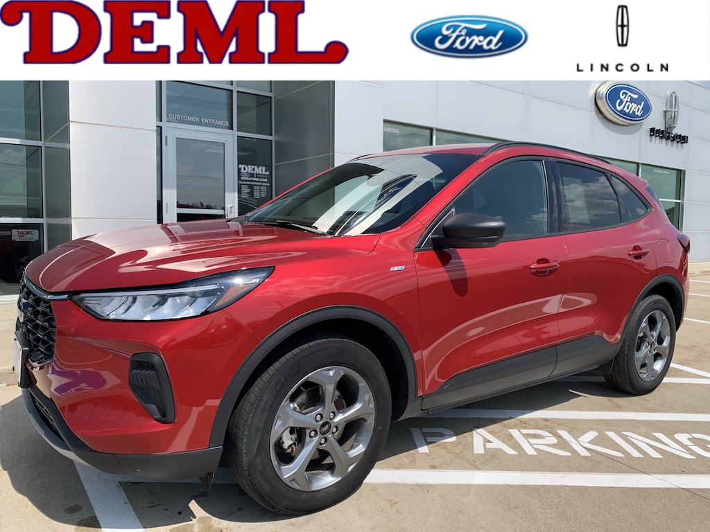 Used 2025 Ford Escape ST-Line AWD SUV