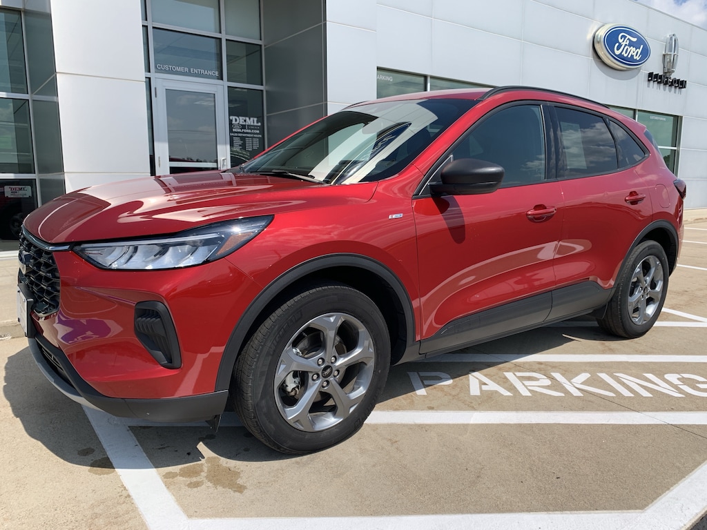 Used 2025 Ford Escape ST-Line AWD SUV