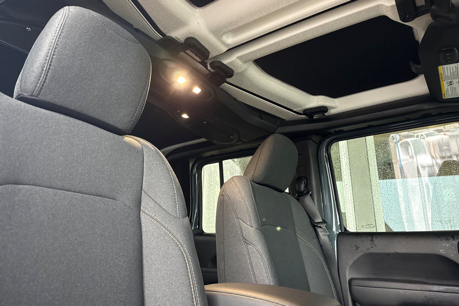 2026 Jeep Gladiator Willys - Photo 12
