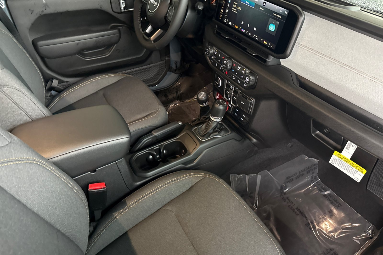 2026 Jeep Gladiator Willys - Photo 11