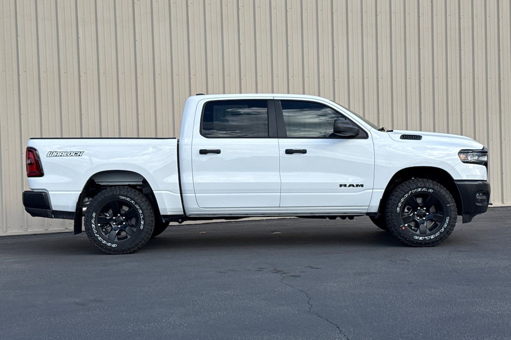 New 2026 Ram 1500 WARLOCK CREW CAB 4X4 5'7 BOX Pickup