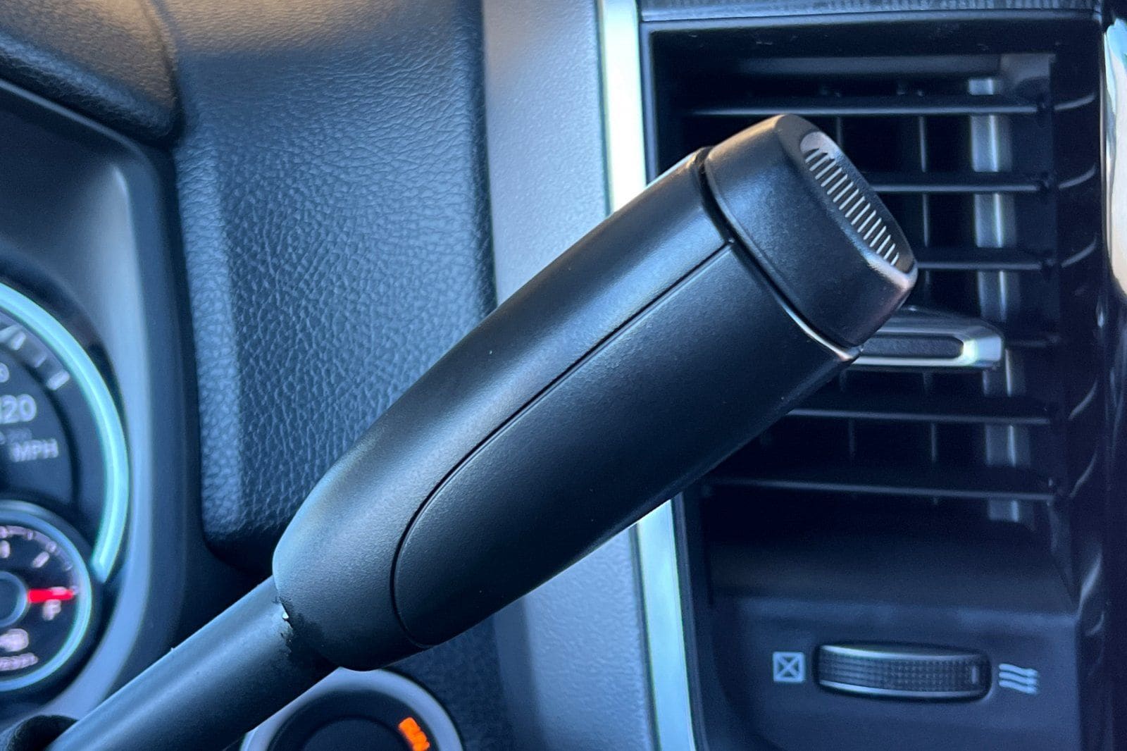 2026 RAM 2500 Big Horn - Photo 19