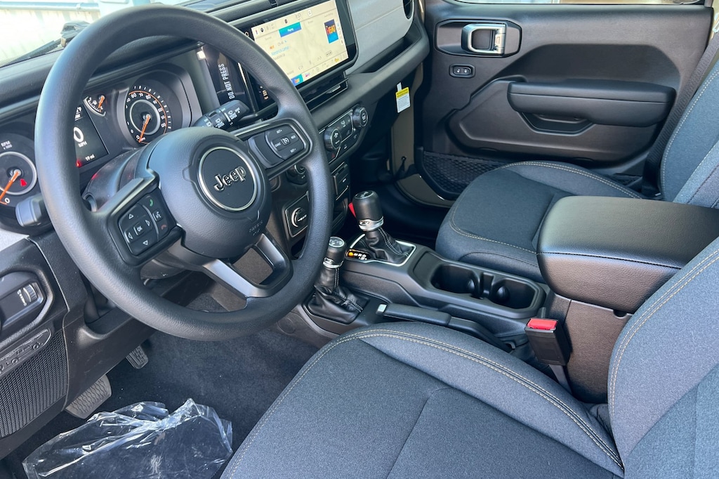 New 2026 Jeep Wrangler 4-DOOR SPORT Sport Utility