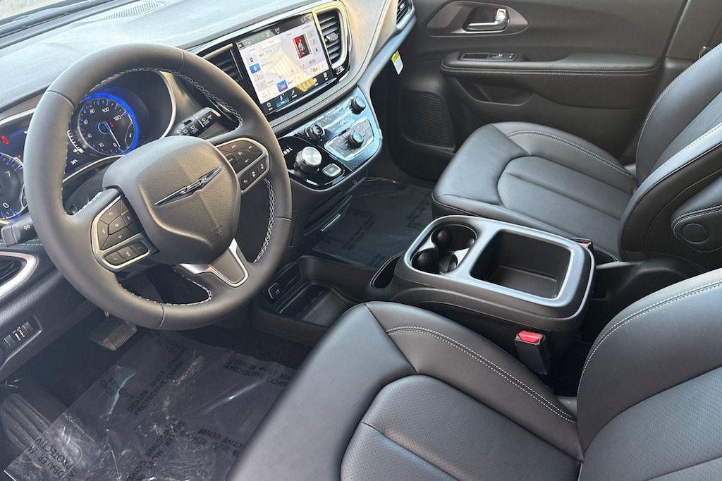 New 2026 Chrysler Pacifica SELECT AWD Passenger Van