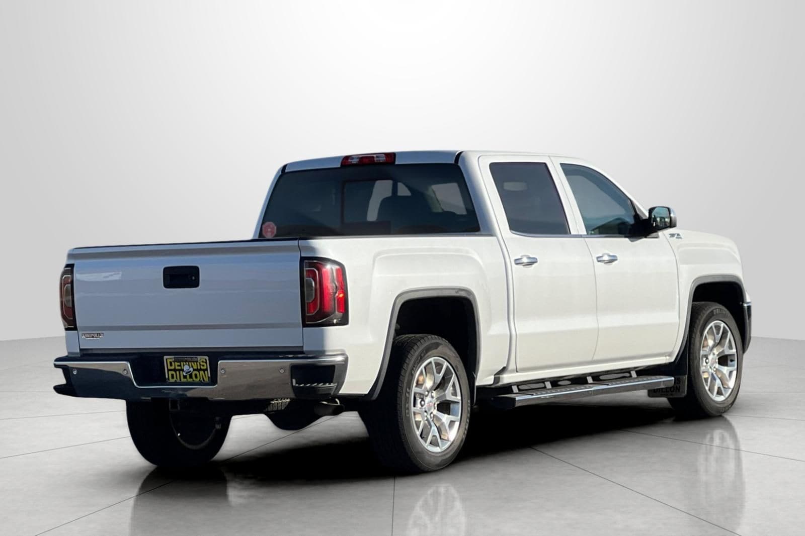 2017 GMC Sierra 1500 SLT - Photo 3