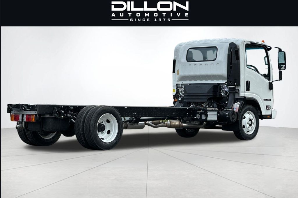 New 2026 Isuzu NRR Gas 176WB - 153.5CA