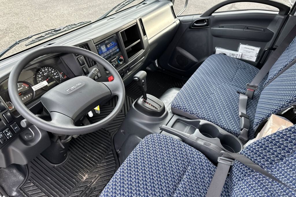 New 2026 Isuzu NRR Gas 176WB - 153.5CA