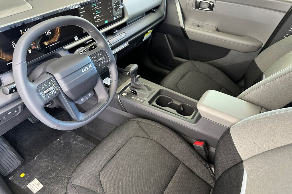 New 2027 Kia Seltos S SUV