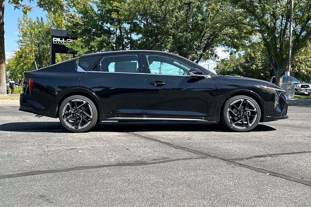 New 2026 Kia K4 GT-Line Sedan