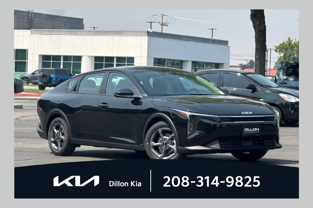New 2026 Kia K4 LXS Sedan