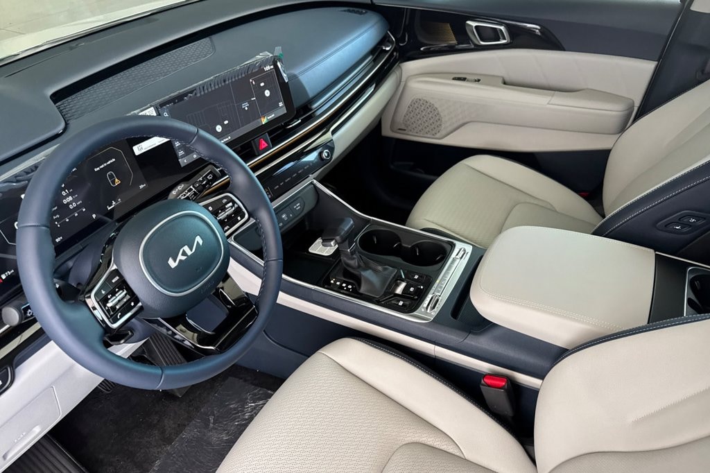 New 2026 Kia Carnival SX Prestige Van Passenger Van