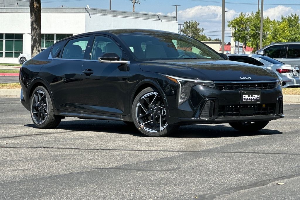 New 2026 Kia K4 GT-Line Sedan