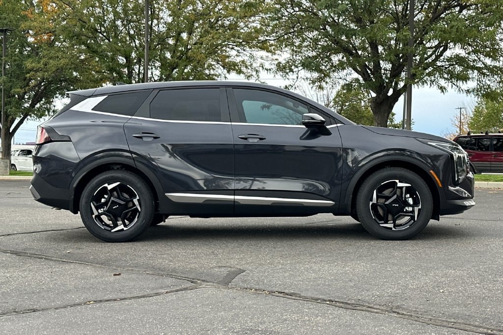 New 2026 Kia Sportage EX SUV
