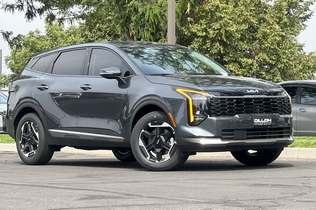 New 2026 Kia Sportage Hybrid S SUV