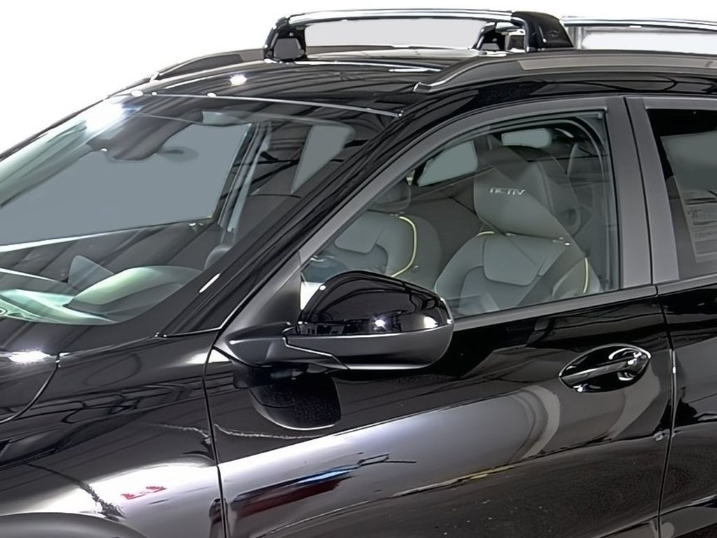 2026 Chevrolet Trax Activ - Photo 8