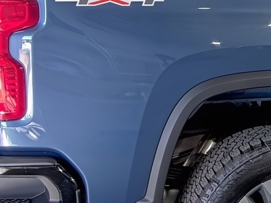 2026 Chevrolet Silverado 2500 HD Custom - Photo 13