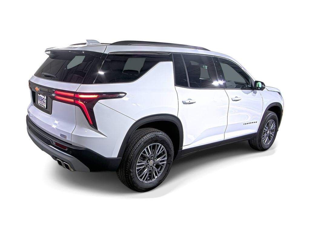 Used 2025 Chevrolet Traverse LT SUV