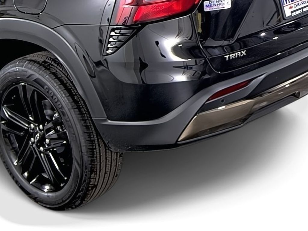 2026 Chevrolet Trax Activ - Photo 9