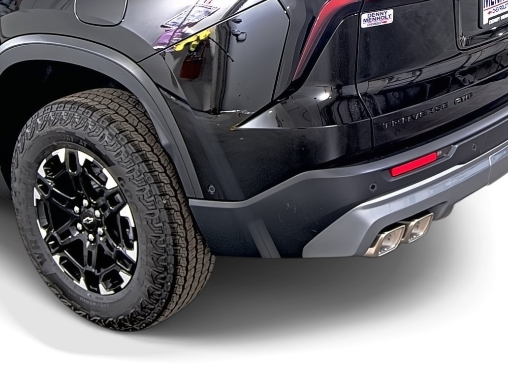 2027 Chevrolet Traverse Z71 - Photo 9