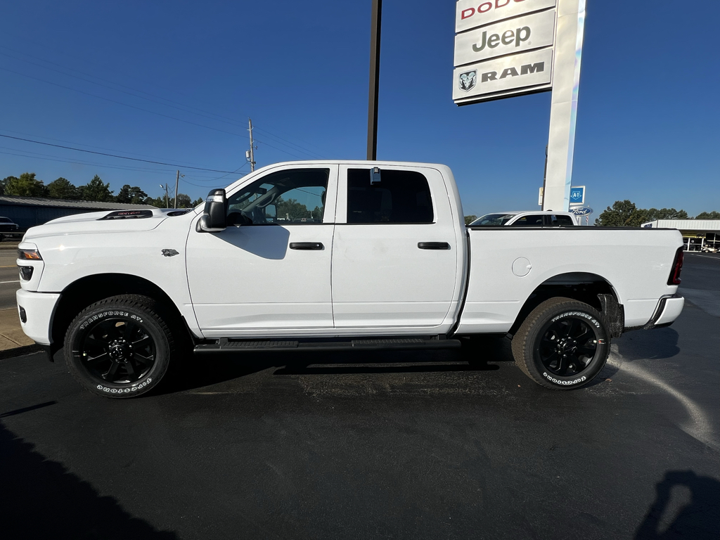 2027 Ram 2500 BLACK EXPRESS CREW CAB 4X4 6'4 BOX Pickup
