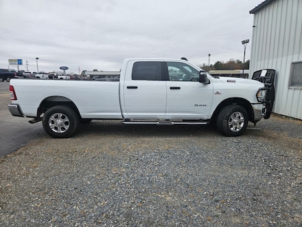 2024 Ram 3500 Big Horn Truck Crew Cab