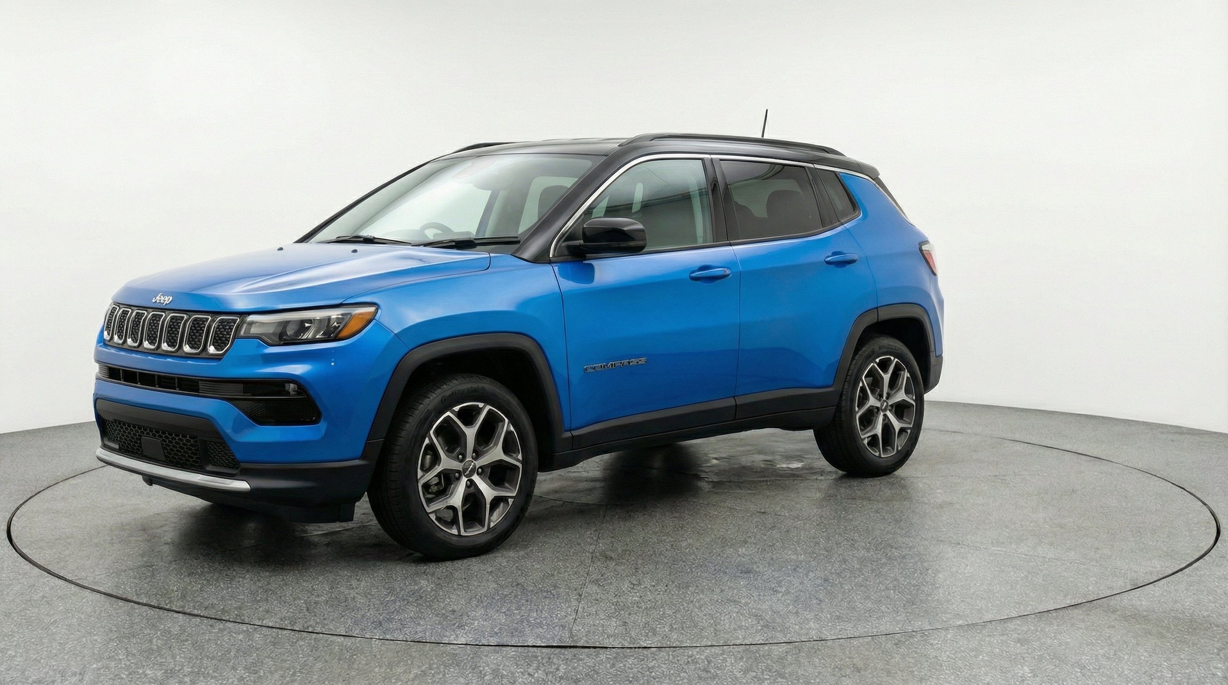 Thumbnail: 2025 Jeep Compass - 3