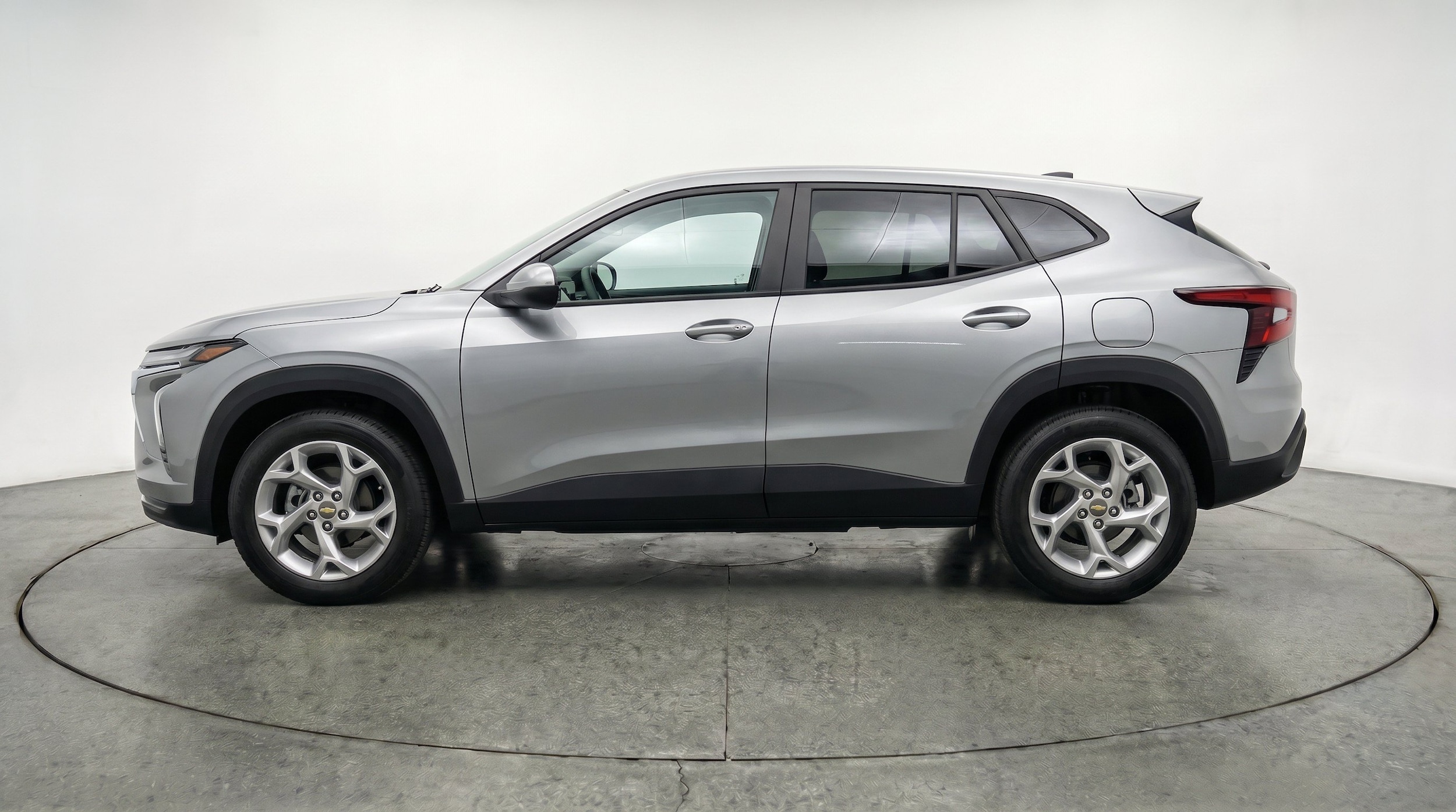 Thumbnail: 2025 Chevrolet Trax - 5