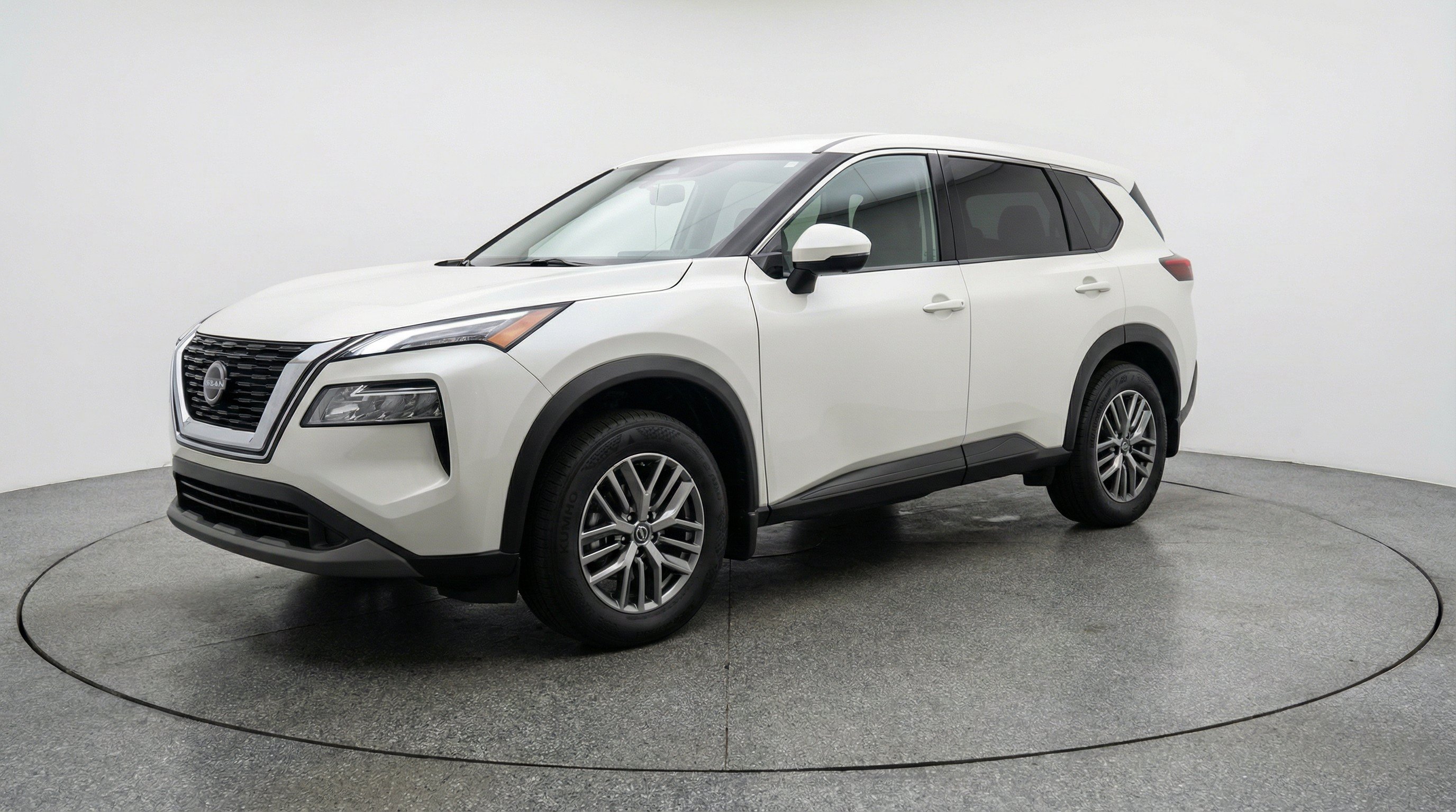 Thumbnail: 2026 Nissan Rogue - 3