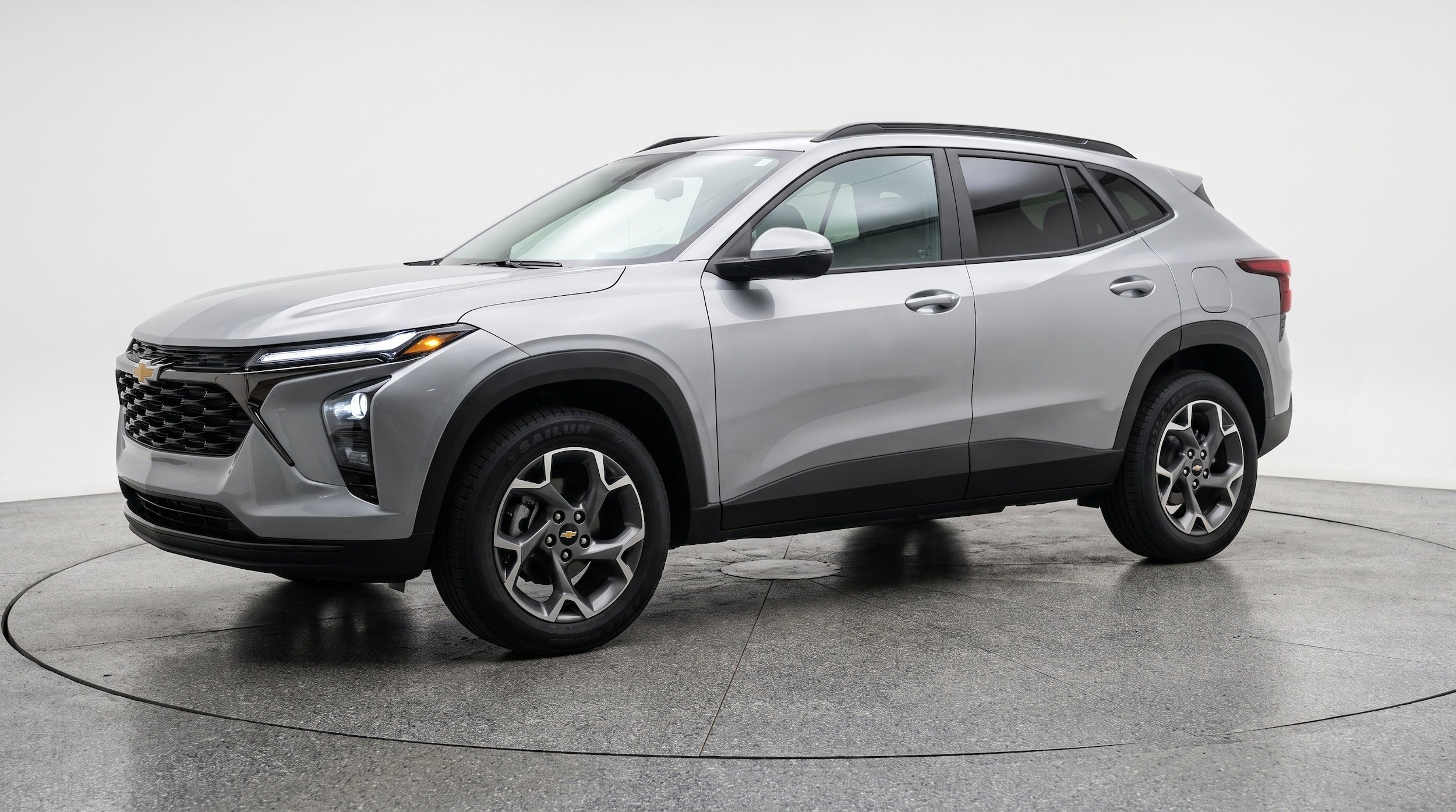 Thumbnail: 2025 Chevrolet Trax - 3