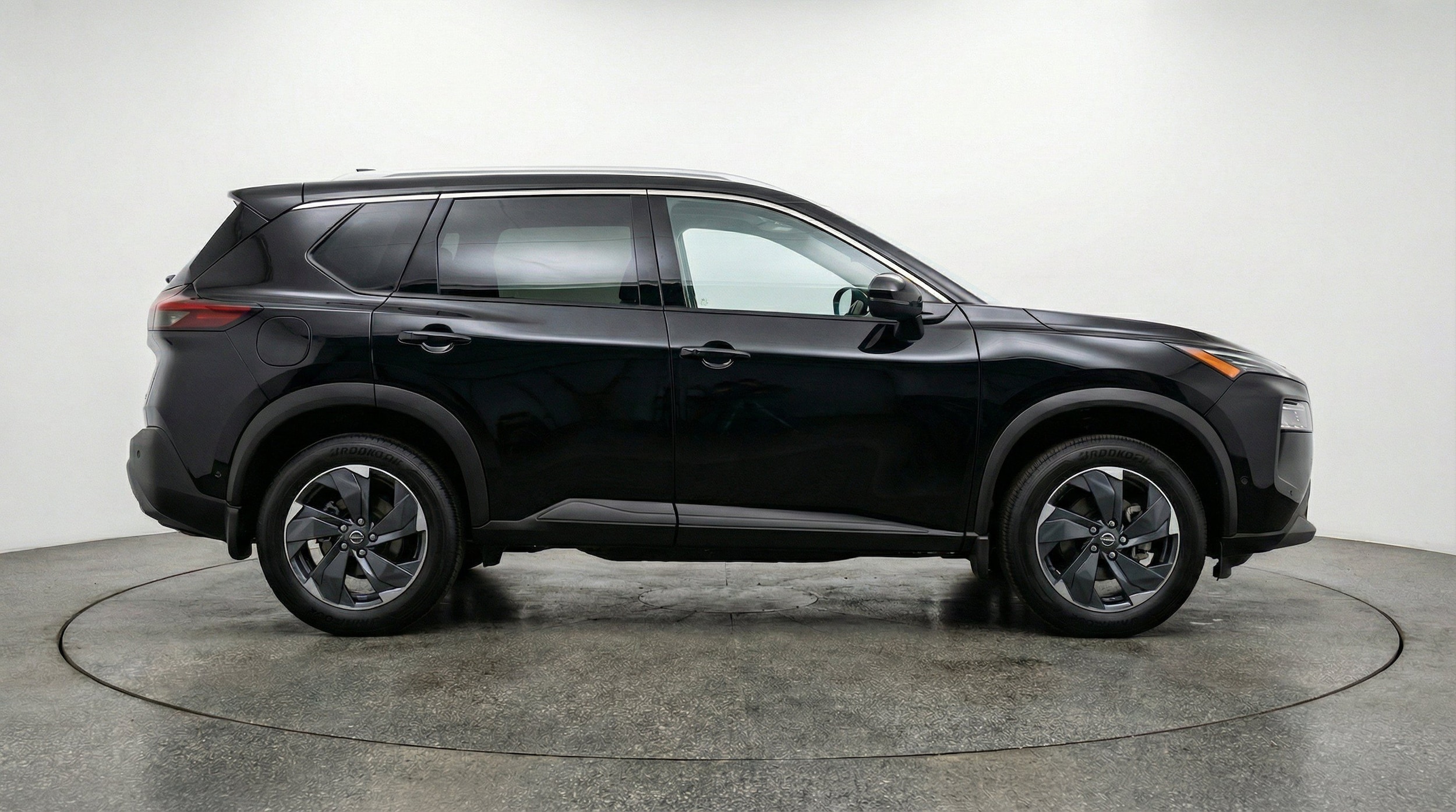 Thumbnail: 2025 Nissan Rogue - 10