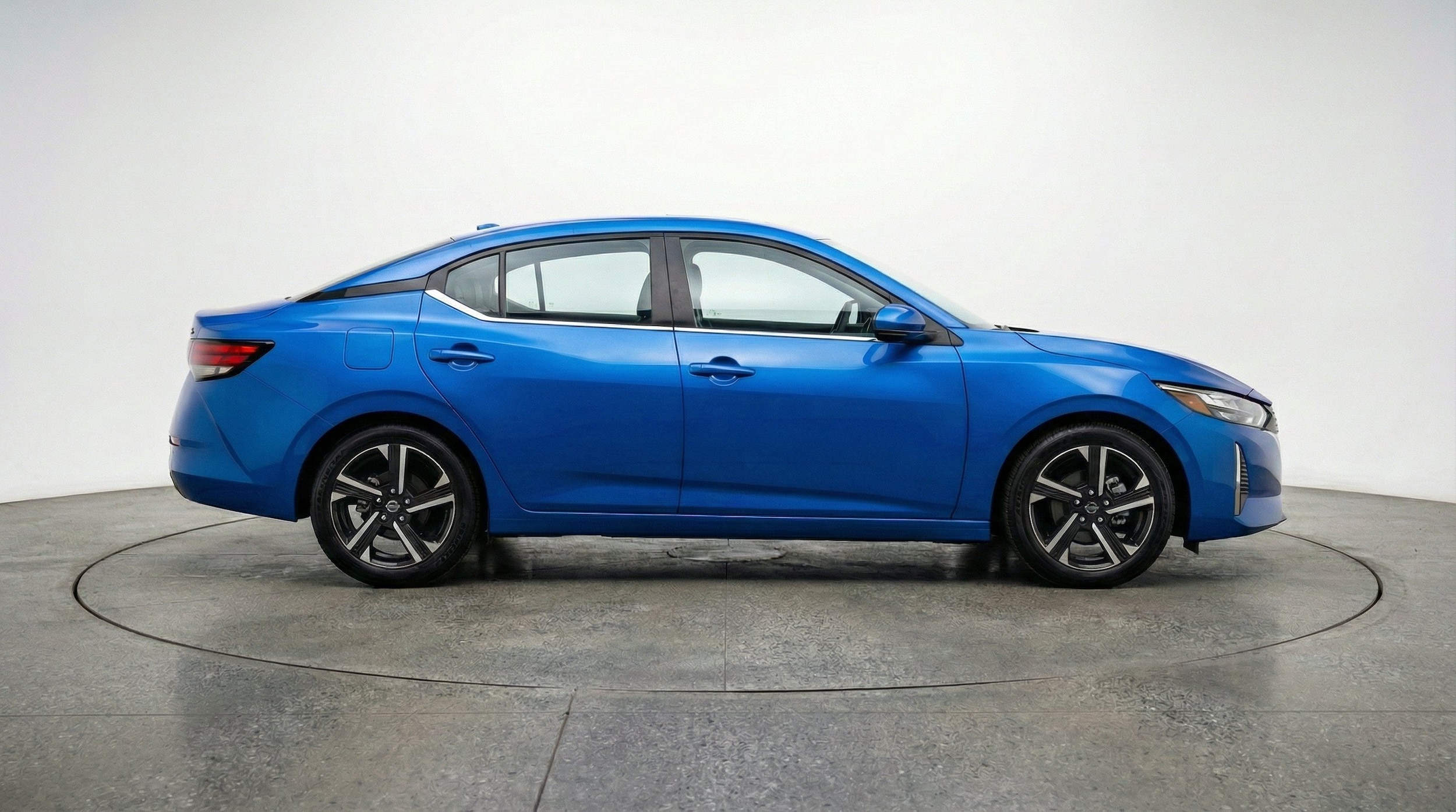 Thumbnail: 2025 Nissan Sentra - 11