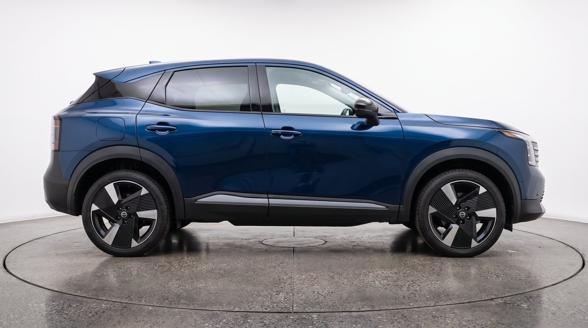 Thumbnail: 2026 Nissan Kicks - 10