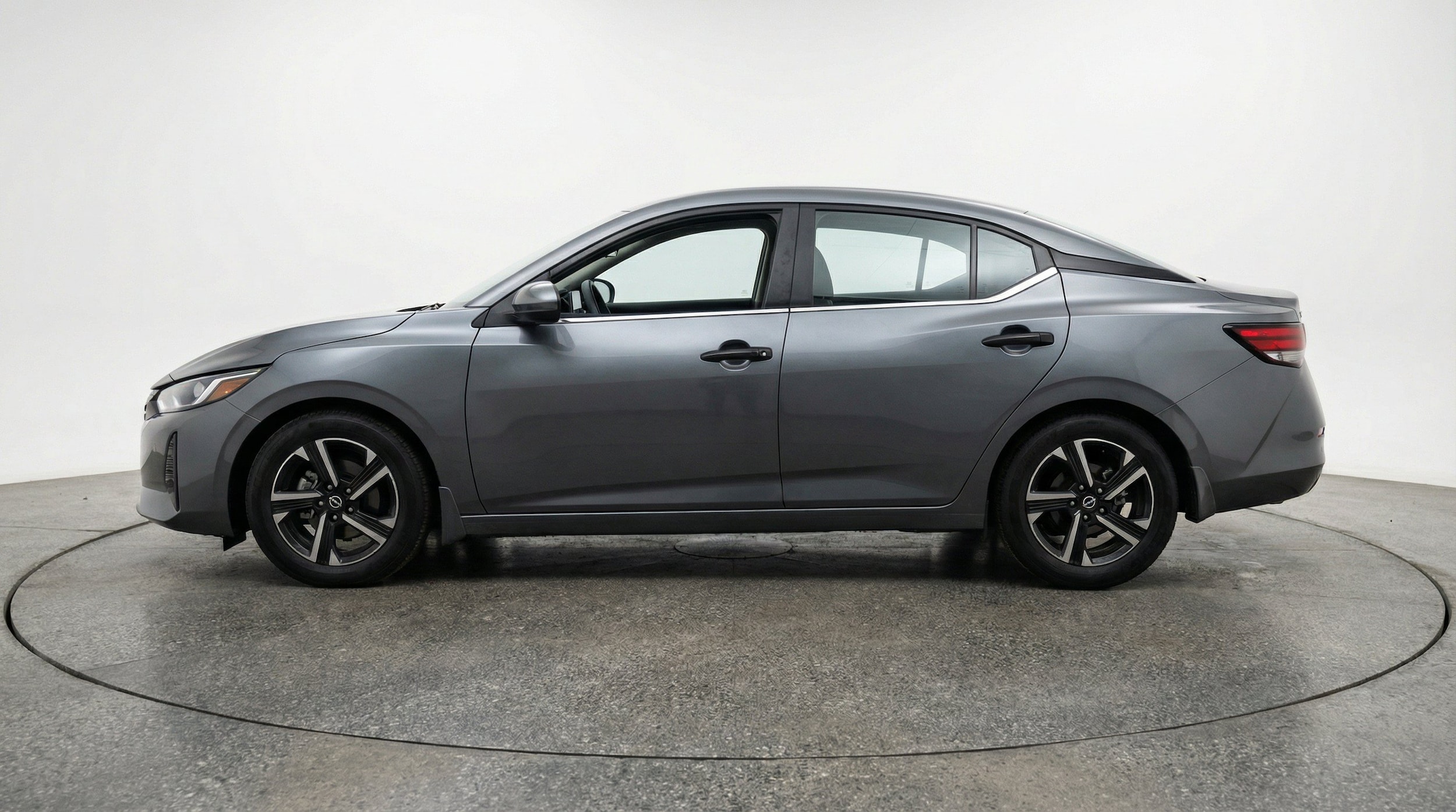Thumbnail: 2025 Nissan Sentra - 5