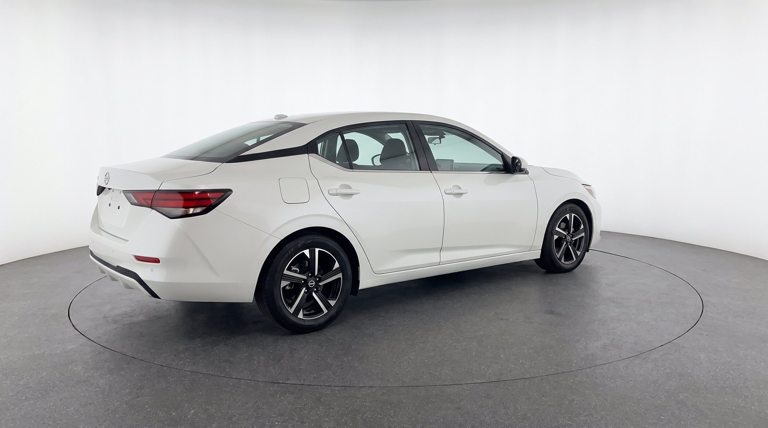 Thumbnail: 2025 Nissan Sentra - 9